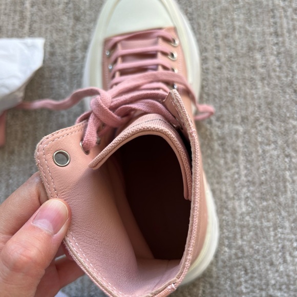 Alexander McQueen Women’s Tread Slick Boots in Pink/White - Picture 15 of 15